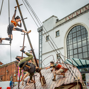 circus performers